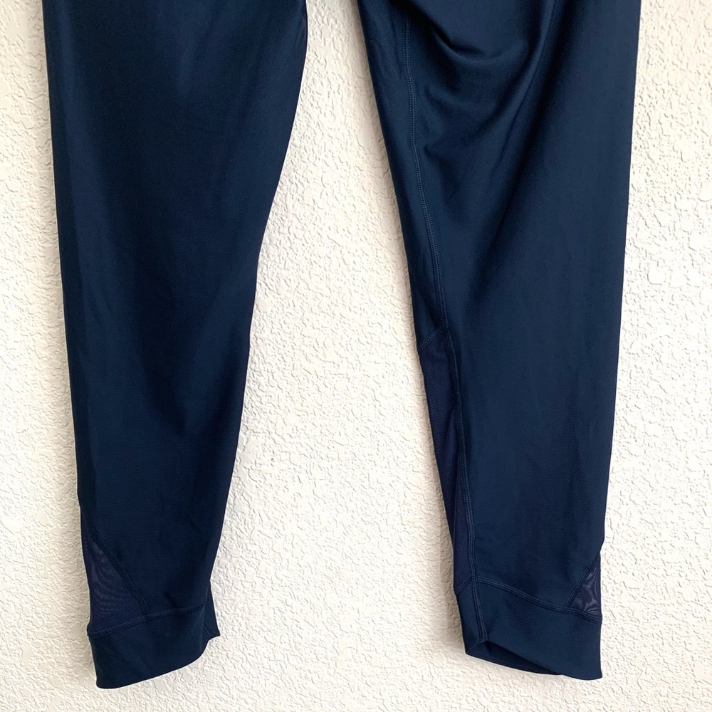 NWT Under Armour anklet compression leggings. - Picture 6 of 6